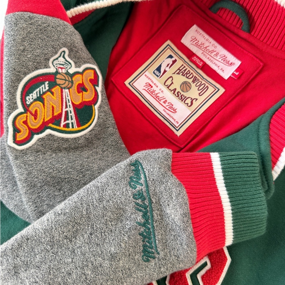 Mitchell & Ness Seattle Super Sonics Varsity Jacket Hardwood Classics Sz L - Picture 11 of 16